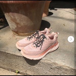 LOOKING FOR THESE SHOES